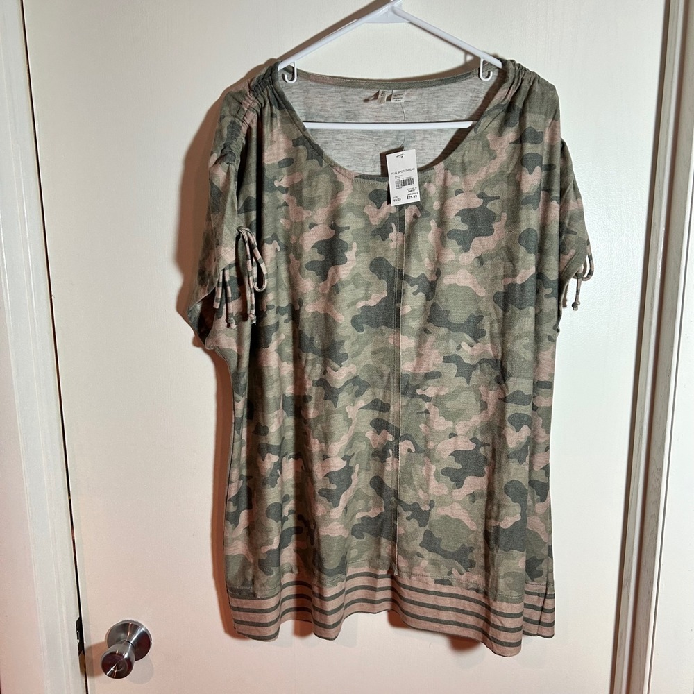 Cato Plus Size 18/20W Camo Print Top Short Sleeve Drawstring Lightweight‎